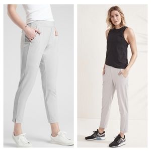 AthletaWomen's Gray Brooklyn Ankle Pant